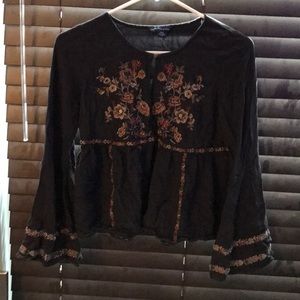 Long sleeve crop top